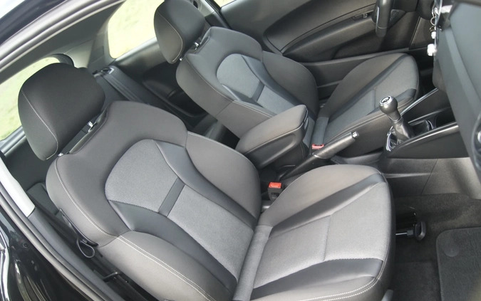 Audi A1 cena 49000 przebieg: 28185, rok produkcji 2016 z Pszczyna małe 121